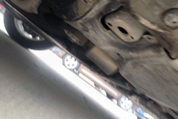 Used Volkswagen Touareg 2011 3.0 TSI Comfort Version Chassis Front Left