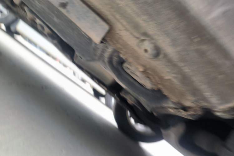 Used Volkswagen Touareg 2011 3.0 TSI Comfort Version Chassis Front Right