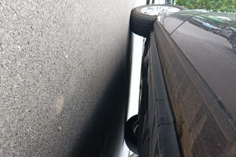 Used Volkswagen Touareg 2011 3.0 TSI Standard Version Chassis Rear Left