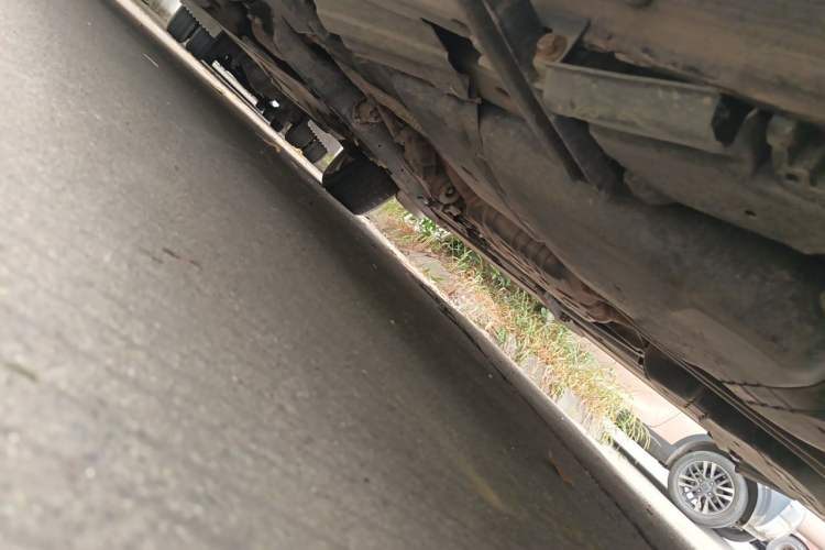 Used Volkswagen Touareg 2011 3.0 TSI Comfort Version Chassis Rear Left