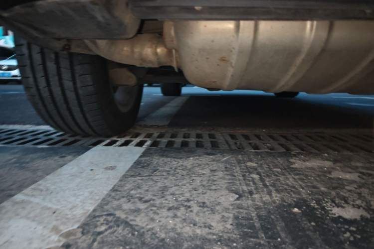 Used Volkswagen Touareg 2011 3.0 TSI High-End Version Chassis Rear Left