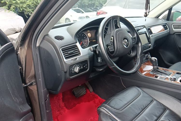 Used Volkswagen Touareg 2011 3.0 TSI Standard Version Driver Seat