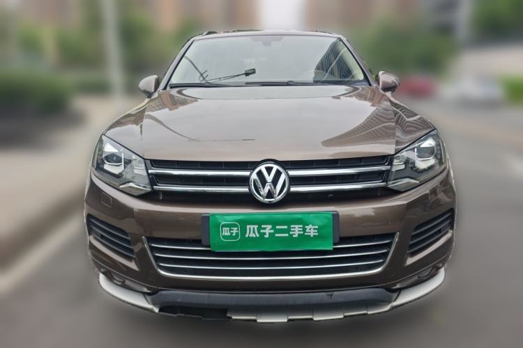 Used Volkswagen Touareg 2011 3.0 TSI Comfort Version Front