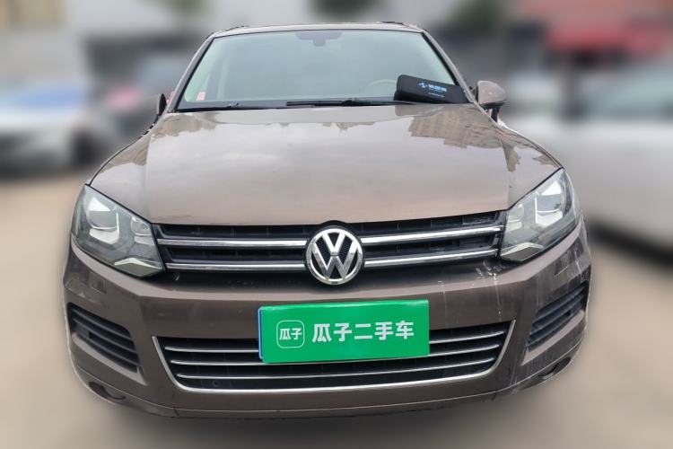 Used Volkswagen Touareg 2011 3.0 TSI Comfort Version Front