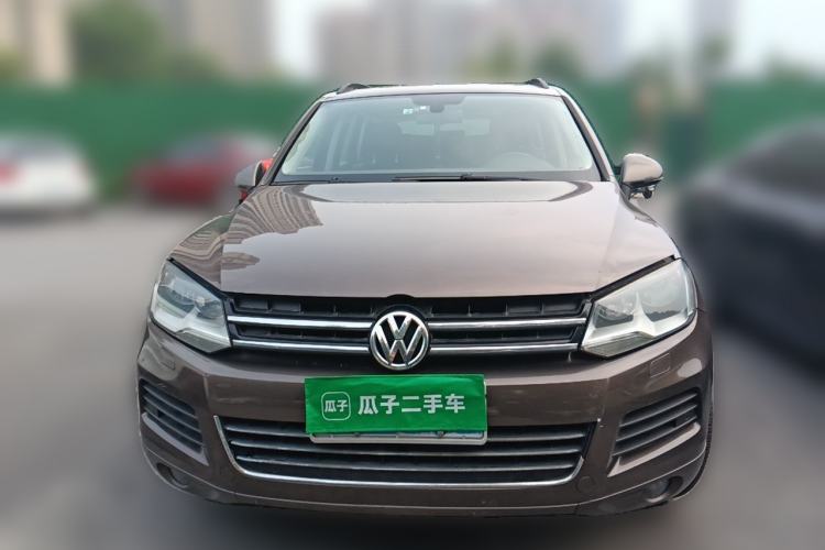 Used Volkswagen Touareg 2011 3.0 TSI Standard Version Front