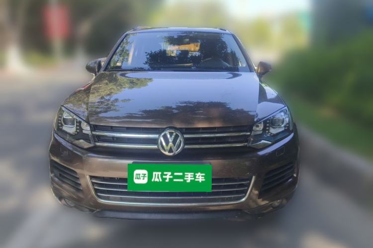 Used Volkswagen Touareg 2011 3.0 TSI Comfort Version Front