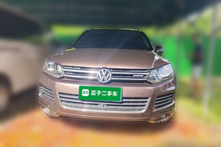 Used Volkswagen Touareg 2011 3.0 TSI Hybrid Front