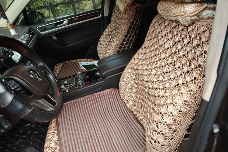 Used Volkswagen Touareg 2011 3.0 TDI Diesel High-End Model Left Front Seat