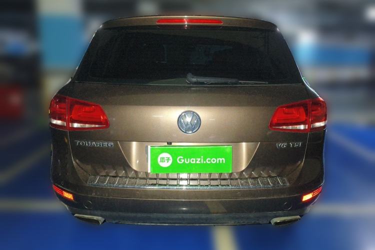 Used Volkswagen Touareg 2011 3.0 TSI Comfort Version Rear