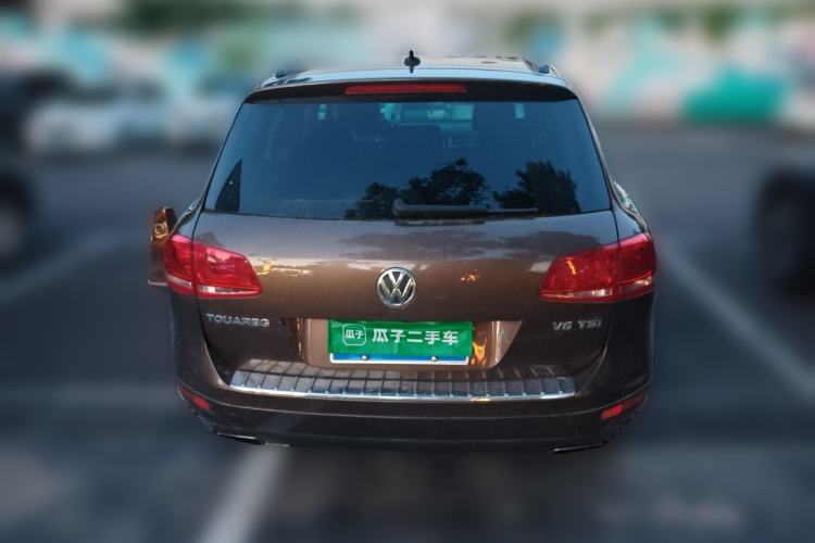 Used Volkswagen Touareg 2011 3.0 TSI High-End Version Rear