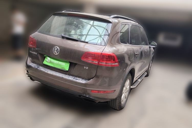 Used Volkswagen Touareg 2011 3.0 TSI Standard Version Rear Right 45 Deg