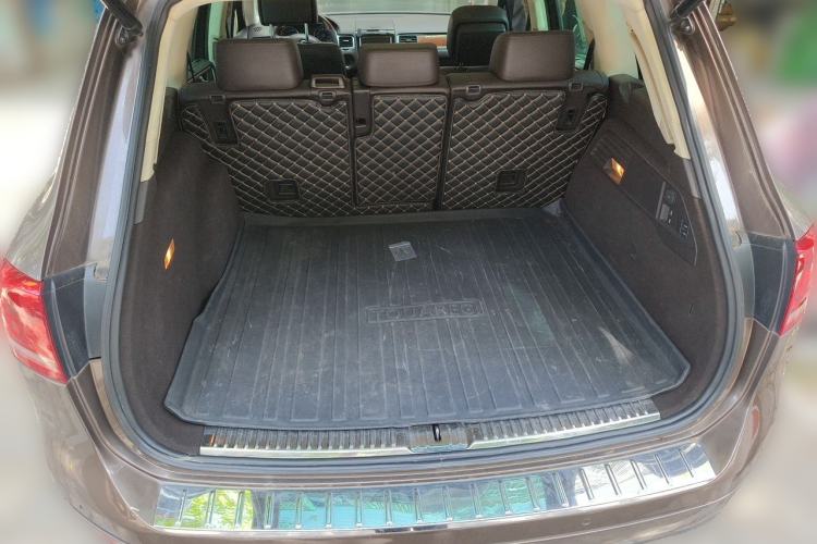 Used Volkswagen Touareg 2011 3.0 TSI Luxury Edition Trunk