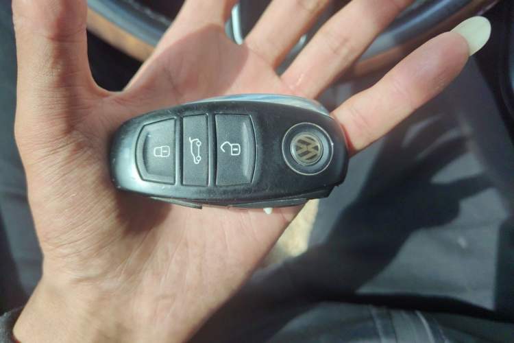 Used Volkswagen Touareg 2011 3.0 TSI High-End Version Vehicle Key