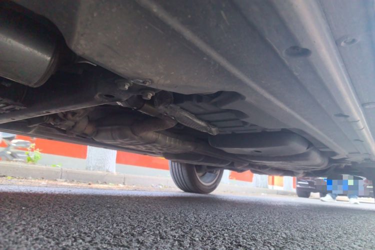 Used Volkswagen Touareg 2012 R-Line Luxury Model Chassis Front Left