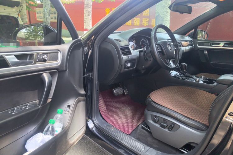 Used Volkswagen Touareg 2012 R-Line Luxury Model Driver Seat