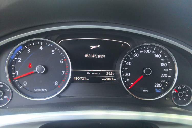 Used Volkswagen Touareg 2012 R-Line Luxury Model Instrument Cluster