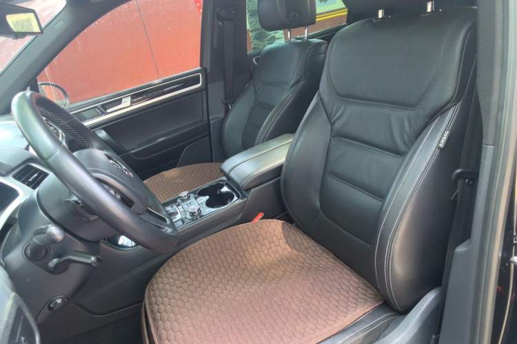 Used Volkswagen Touareg 2012 R-Line Luxury Model Left Front Seat