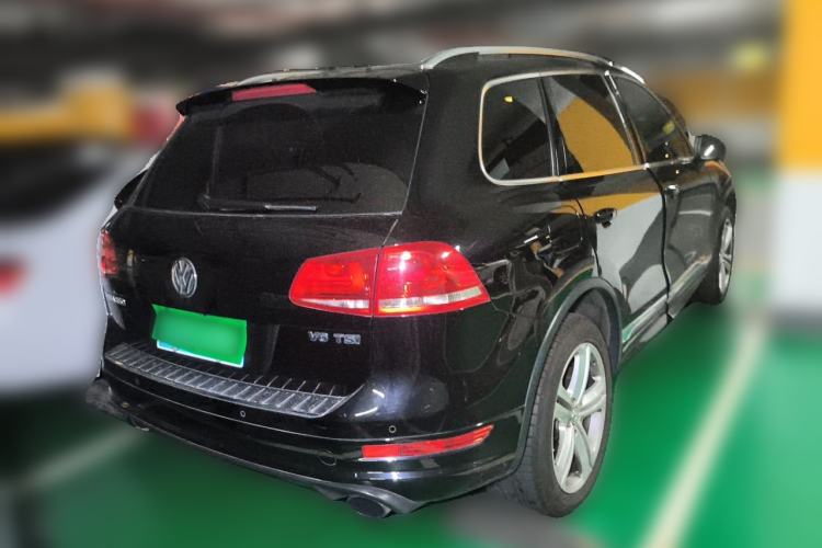 Used Volkswagen Touareg 2012 R-Line Luxury Model Rear Right 45 Deg