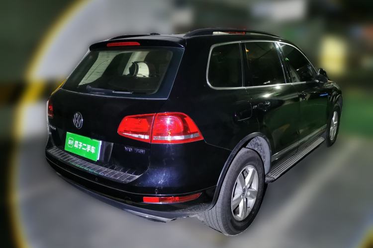 Used Volkswagen Touareg 2012 R-Line High-End Model Rear Right 45 Deg