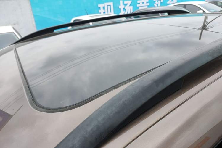 Used Volkswagen Touareg 2012 R-Line High-End Model Roof