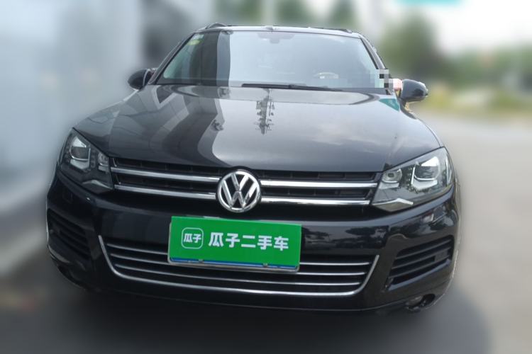 Used Volkswagen Touareg 2013 3.6L Off-Road Enhanced High-End Version Front