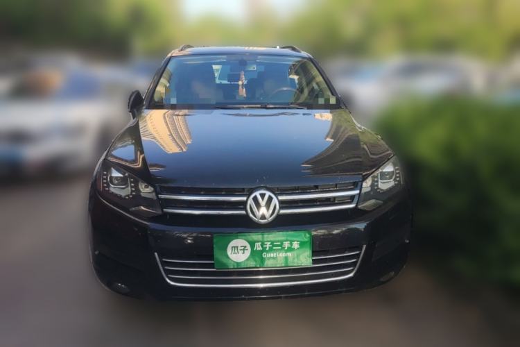 Used Volkswagen Touareg  Front