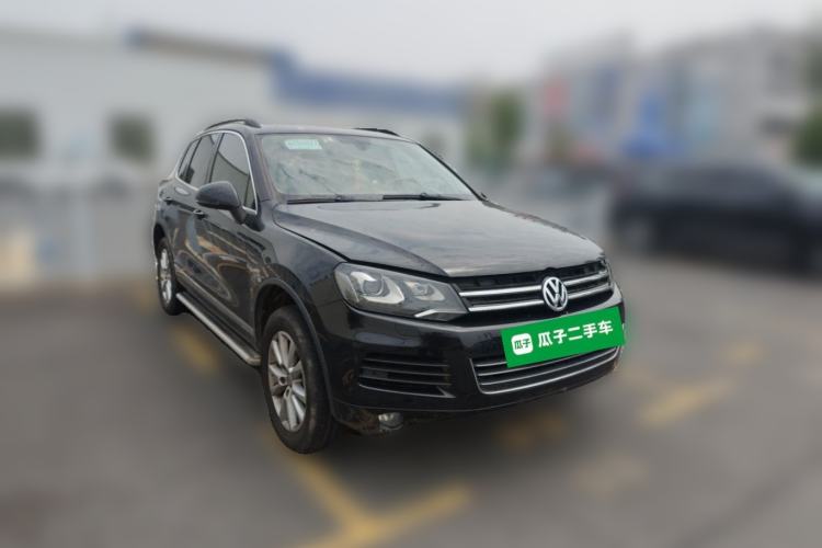 Used Volkswagen Touareg 2013 3.0 TSI Limited Luxury Edition Front Right 45 Deg