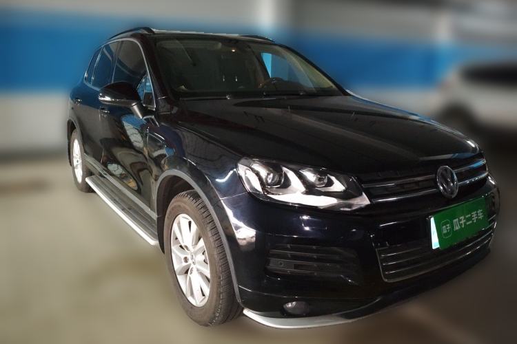 Used Volkswagen Touareg 2013 3.0 TSI Limited Luxury Edition Front Right 45 Deg