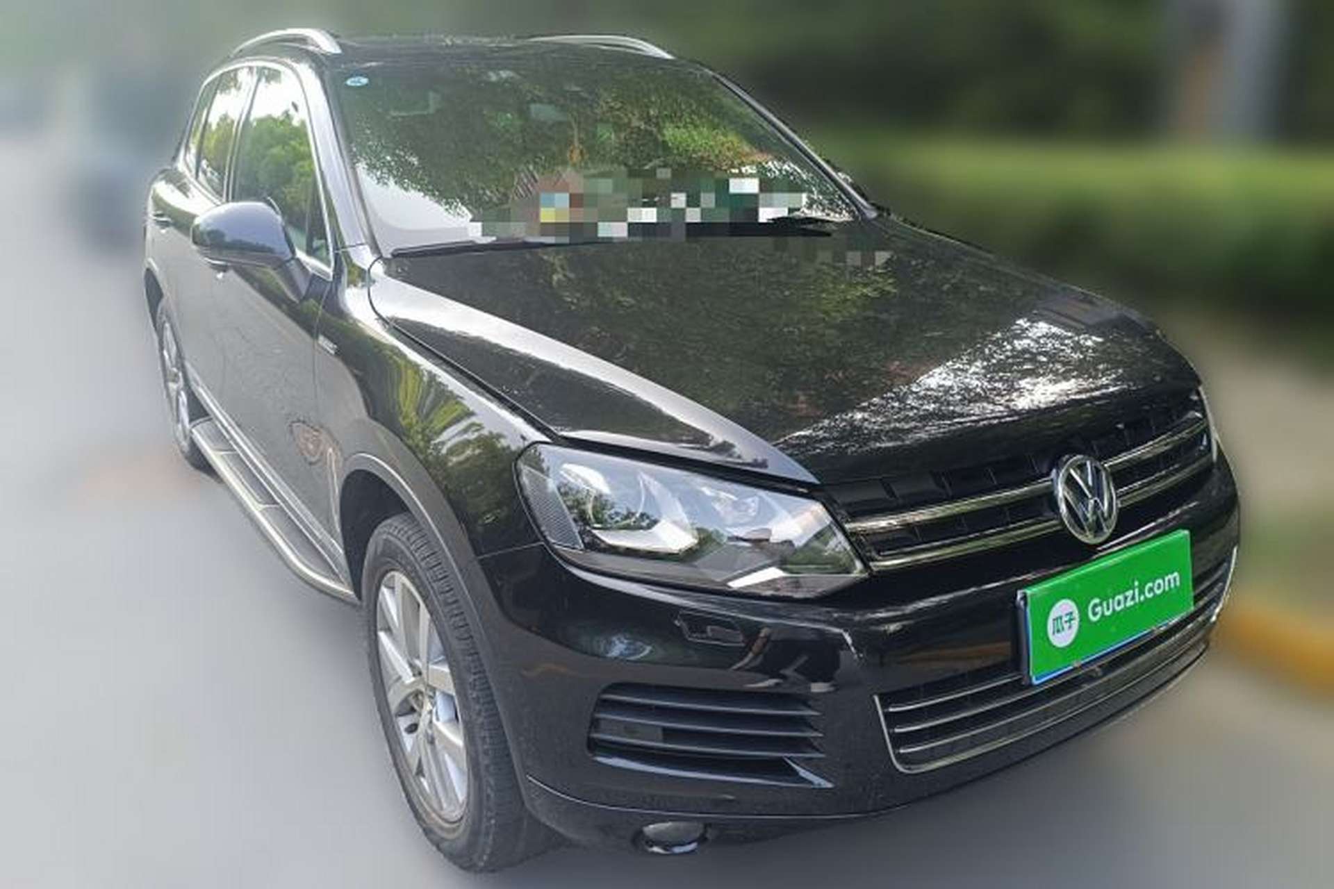 Used Volkswagen Touareg 2013 3.0 TSI X 10th Anniversary Limited Edition Front Right 45 Deg