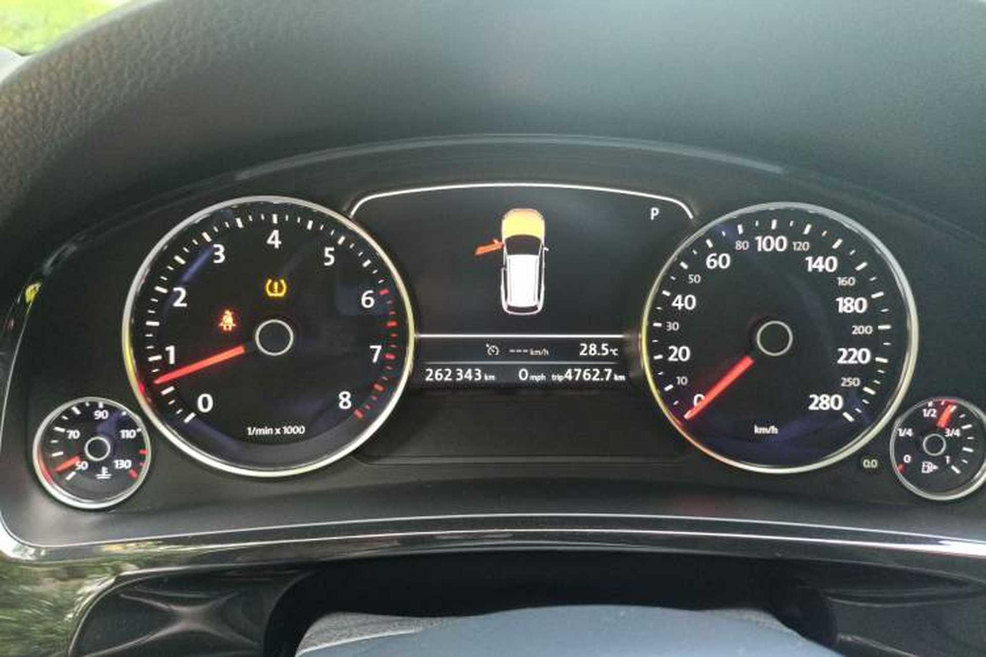 Used Volkswagen Touareg 2013 3.0 TSI X 10th Anniversary Limited Edition Instrument Cluster