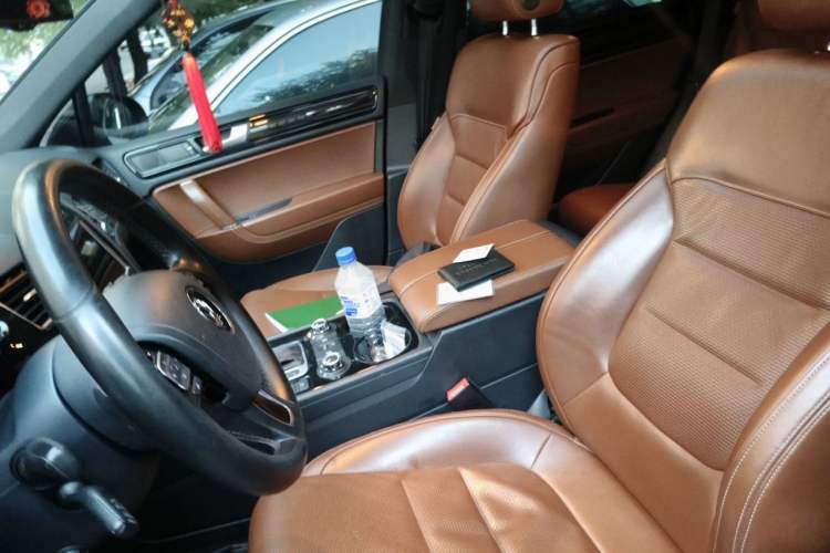 Used Volkswagen Touareg 2013 3.0 TSI X 10th Anniversary Limited Edition Left Front Seat