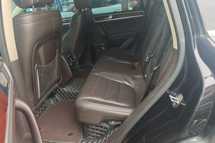 Used Volkswagen Touareg 2013 3.0 TSI X 10th Anniversary Limited Edition Left Rear Seat