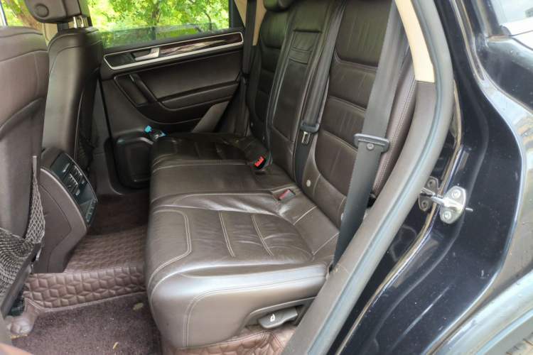 Used Volkswagen Touareg 2013 3.0 TSI Limited Luxury Edition Left Rear Seat
