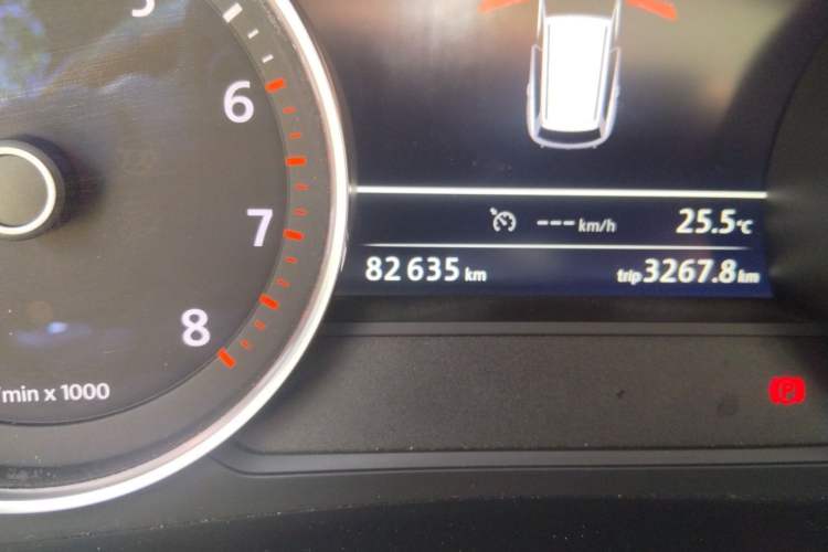 Used Volkswagen Touareg 2013 3.0 TSI Limited Luxury Edition Odometer Close Up