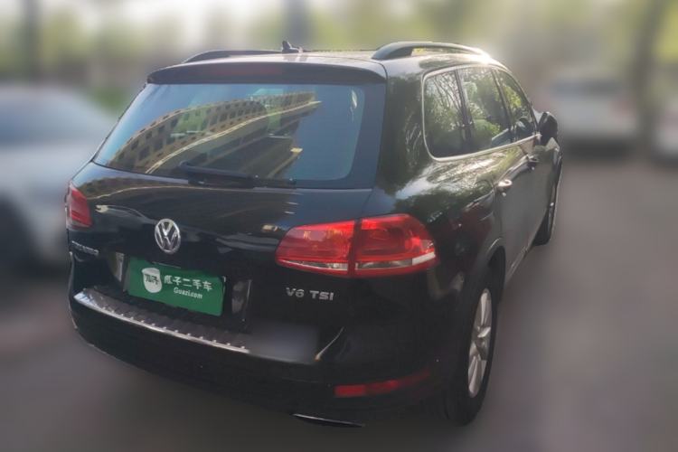 Used Volkswagen Touareg  Rear Right 45 Deg
