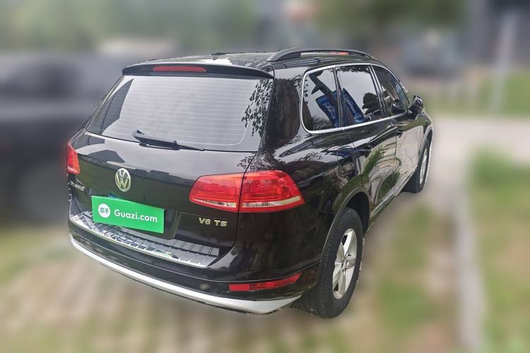 Used Volkswagen Touareg 2013 3.0 TSI X 10th Anniversary Limited Edition Rear Right 45 Deg