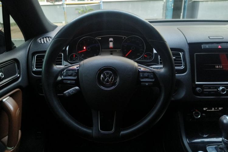 Used Volkswagen Touareg 2013 3.0 TSI X 10th Anniversary Limited Edition Steering Wheel