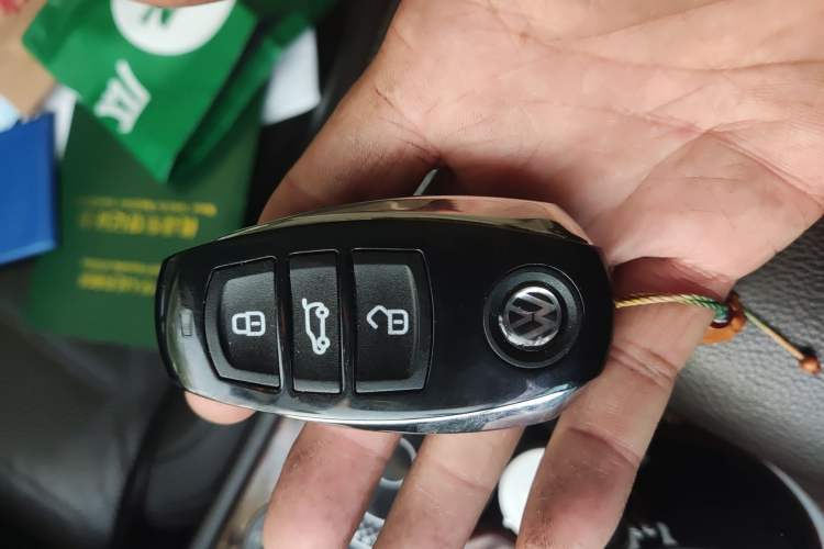Used Volkswagen Touareg  Vehicle Key