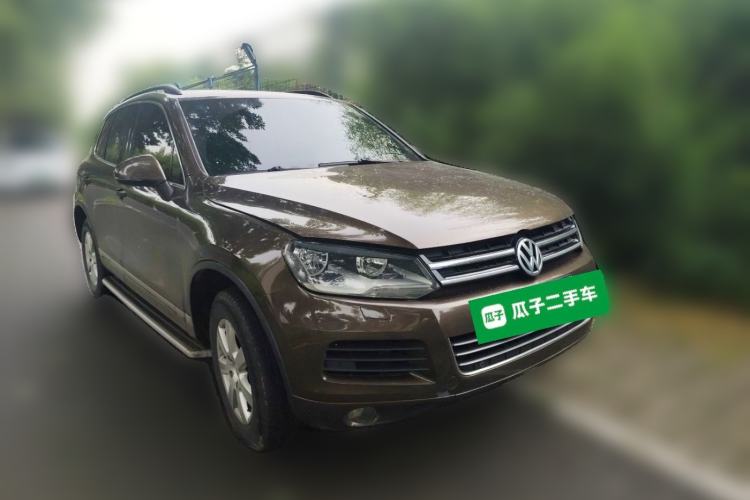 Used Volkswagen Touareg 2013 3.0 TSI Limited Luxury Edition Front Right 45 Deg