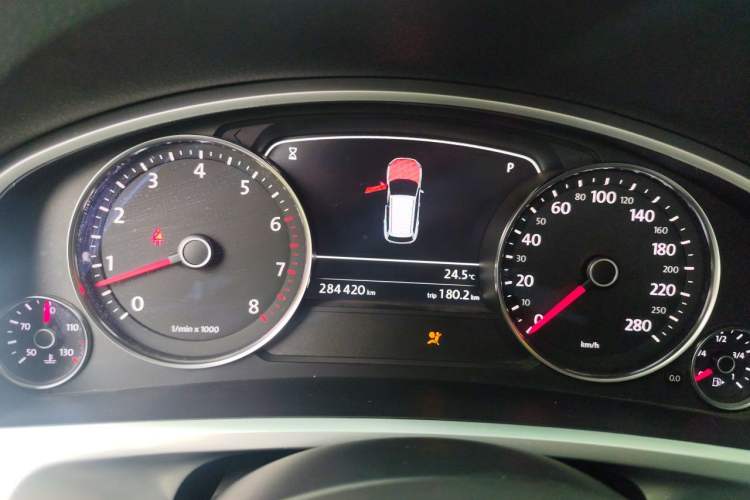 Used Volkswagen Touareg 2013 3.0 TSI Limited Luxury Edition Instrument Cluster