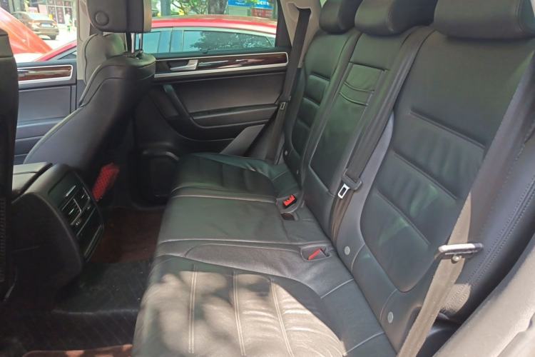 Used Volkswagen Touareg 2013 3.0 TSI Limited Luxury Edition Left Rear Seat