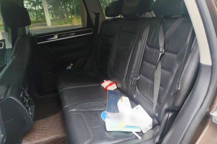 Used Volkswagen Touareg 2013 3.0 TSI Limited Luxury Edition Left Rear Seat