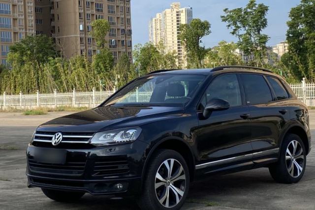 Used Volkswagen Touareg 2014 3.0 TSI Black Explorer