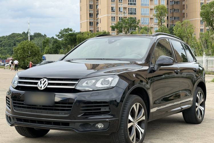 Used Volkswagen Touareg 2014 3.0 TSI Black Explorer Guazi used car, China used car export, Used car for sale, Used cars, Cheapest cars for sale