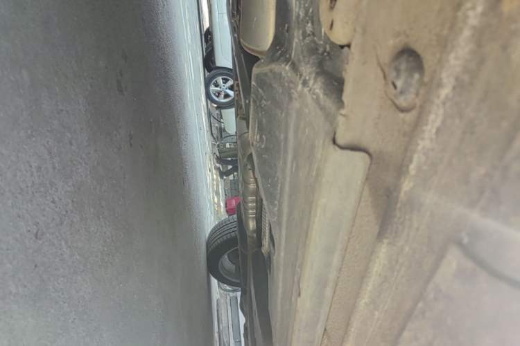 Used Volkswagen Touareg  Chassis Front Left