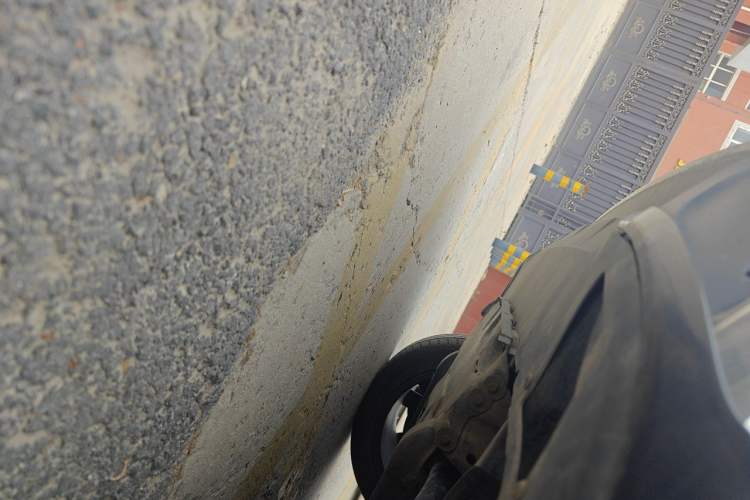 Used Volkswagen Touareg  Chassis Front Right
