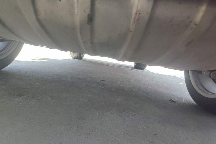 Used Volkswagen Touareg  Chassis Rear