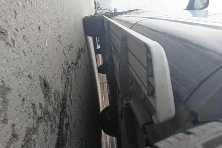 Used Volkswagen Touareg 2014 3.0 TSI New Edition Chassis Rear Left