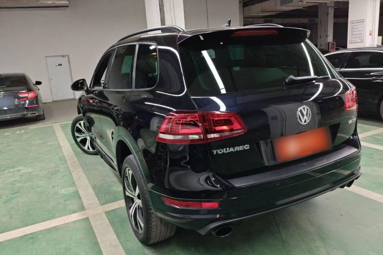Used Volkswagen Touareg 2014 3.0 TSI Black Explorer Exterior 2