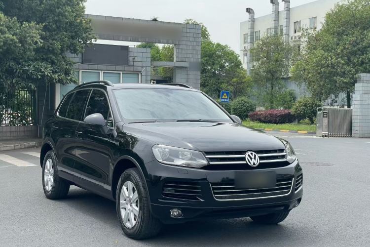 Used Volkswagen Touareg 2014 3.0 TSI New Edition Exterior 2